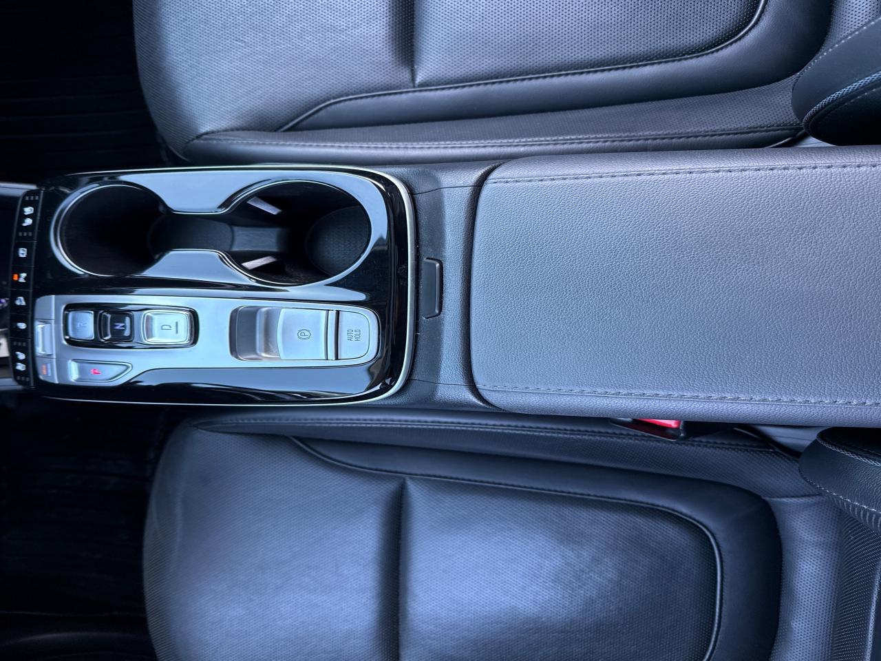 2022 Hyundai Tucson Hybrid Ultimate Photo