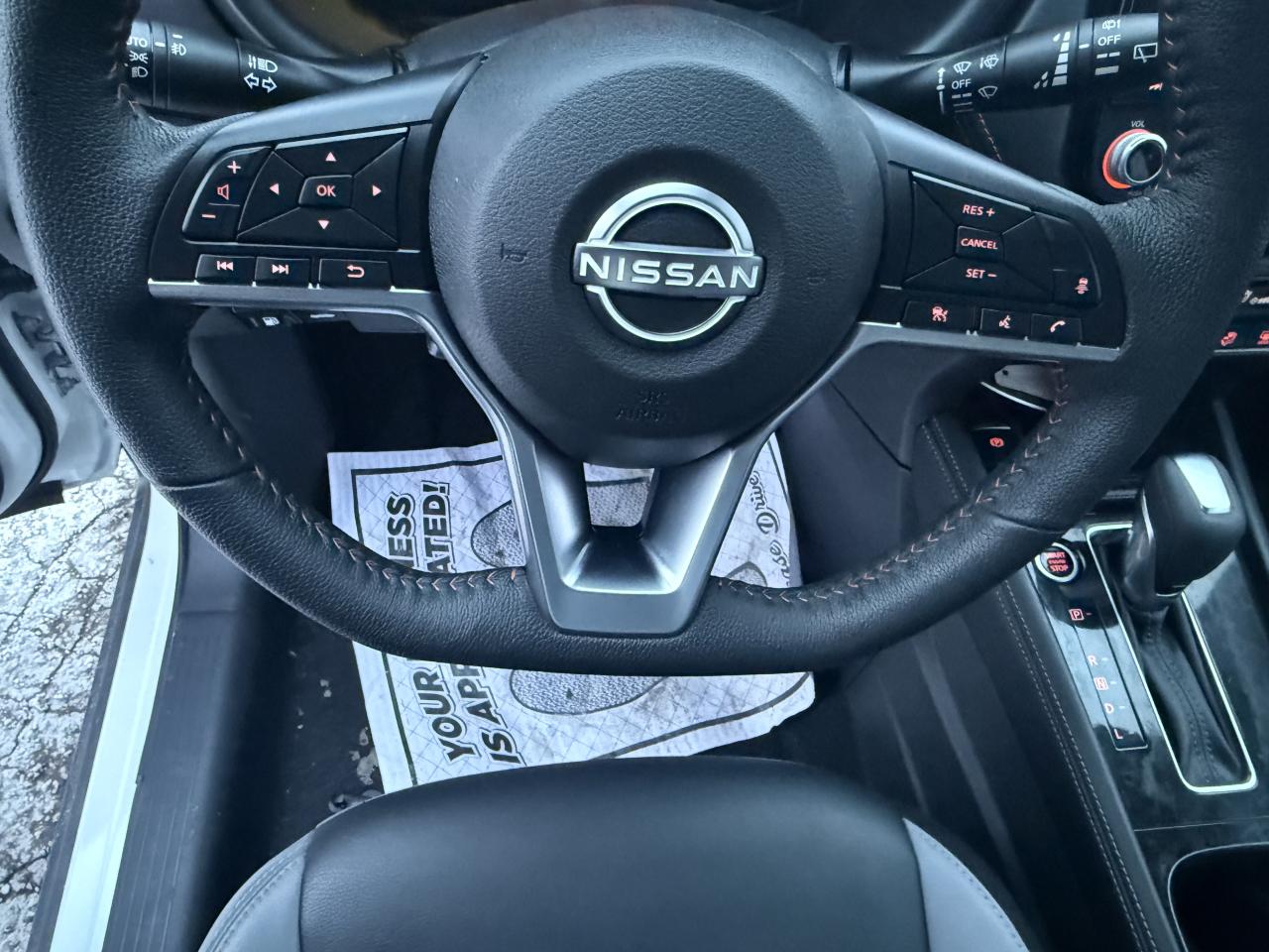 2024 Nissan Kicks SR Photo