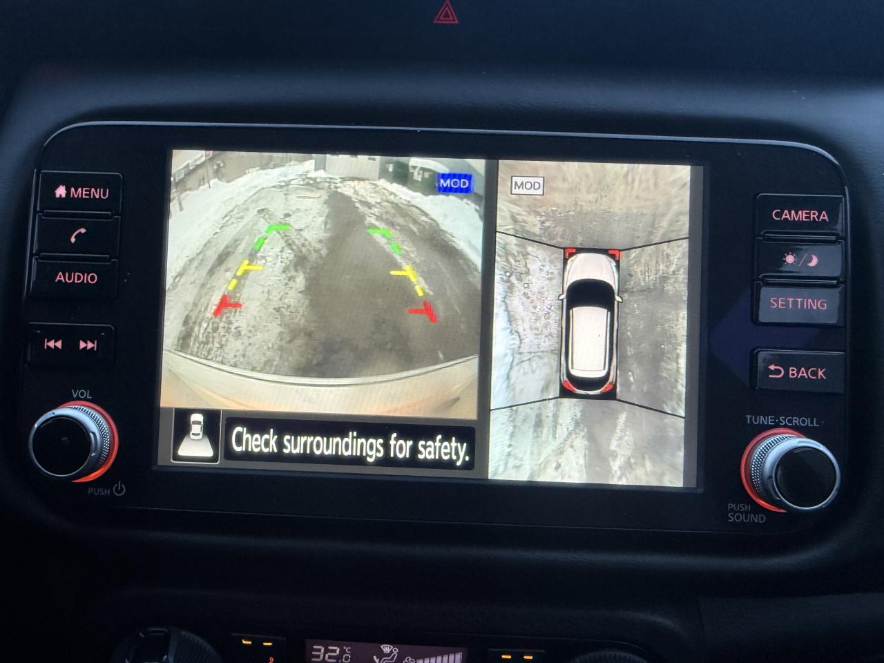 2024 Nissan Kicks SR Photo