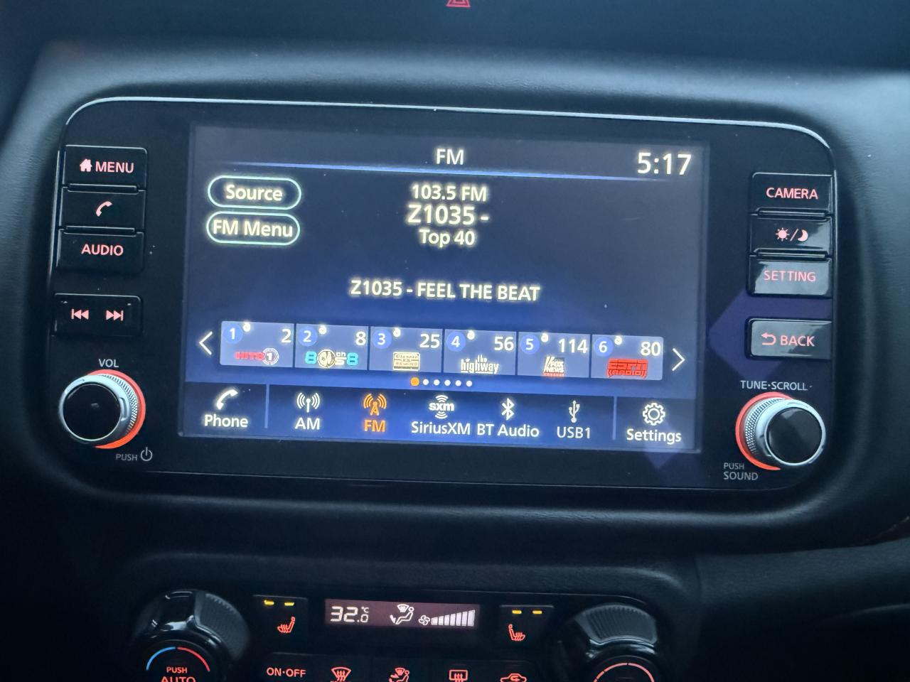 2024 Nissan Kicks SR Photo