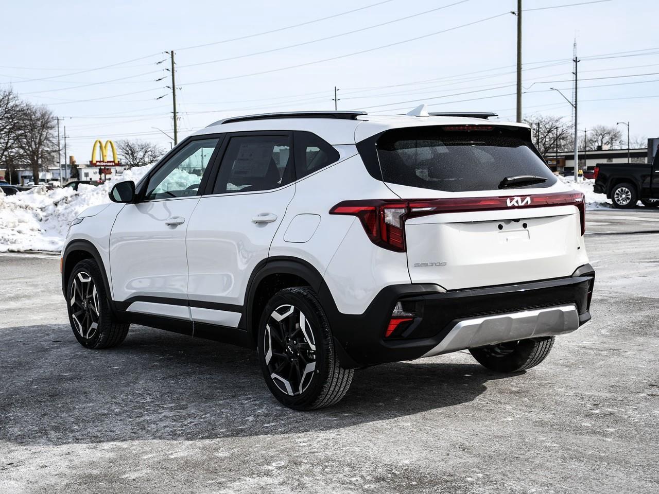 2026 Kia Seltos SX w/Black Interior 2026 Kia Seltos – SX Photo3