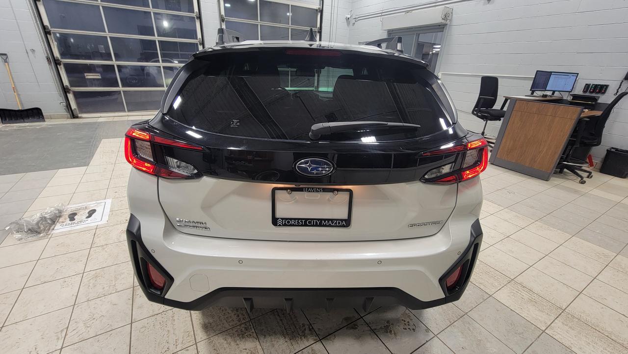 2024 Subaru XV Crosstrek ONYX Photo