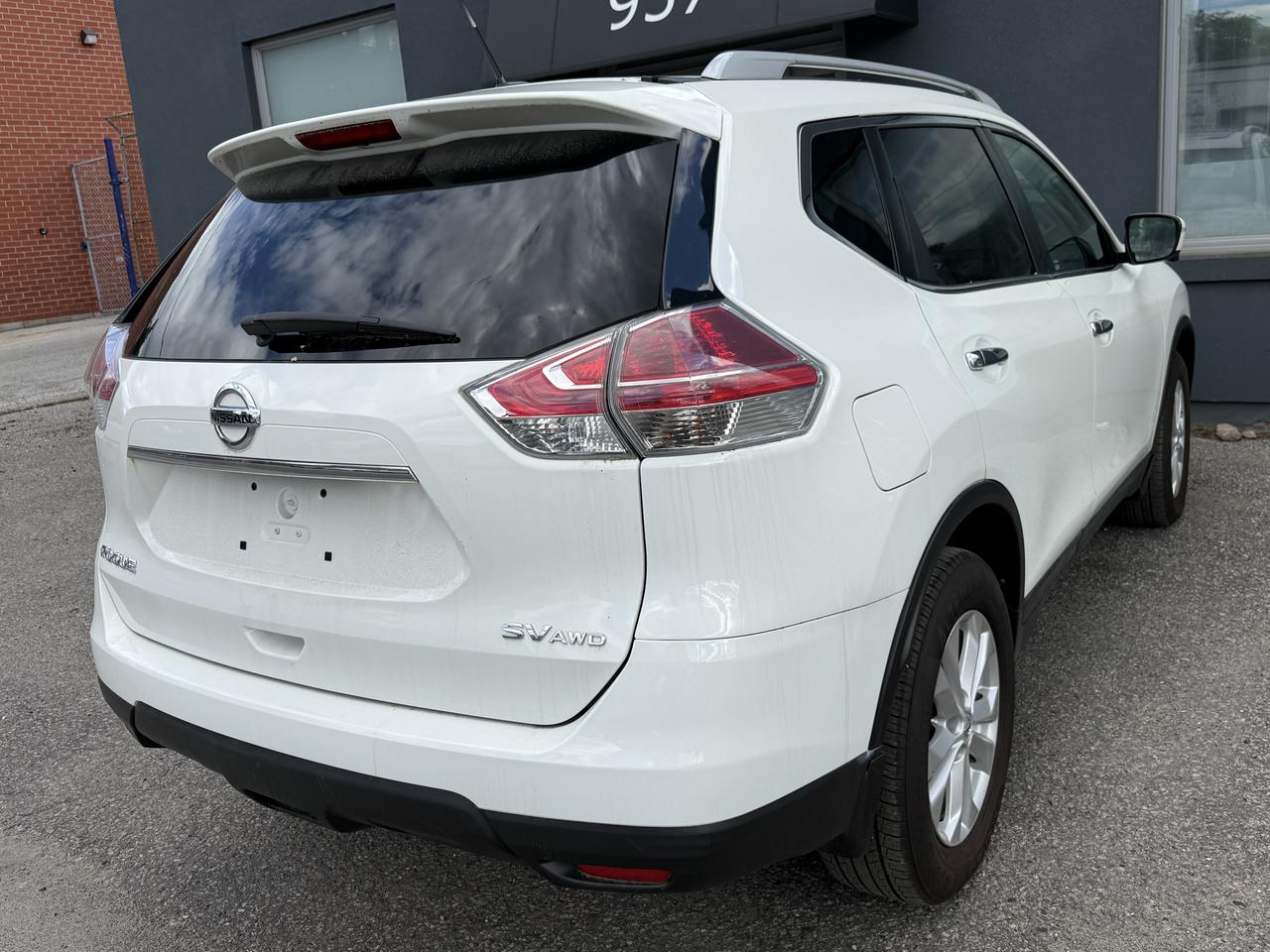 2016 Nissan Rogue AWD 4dr S Photo