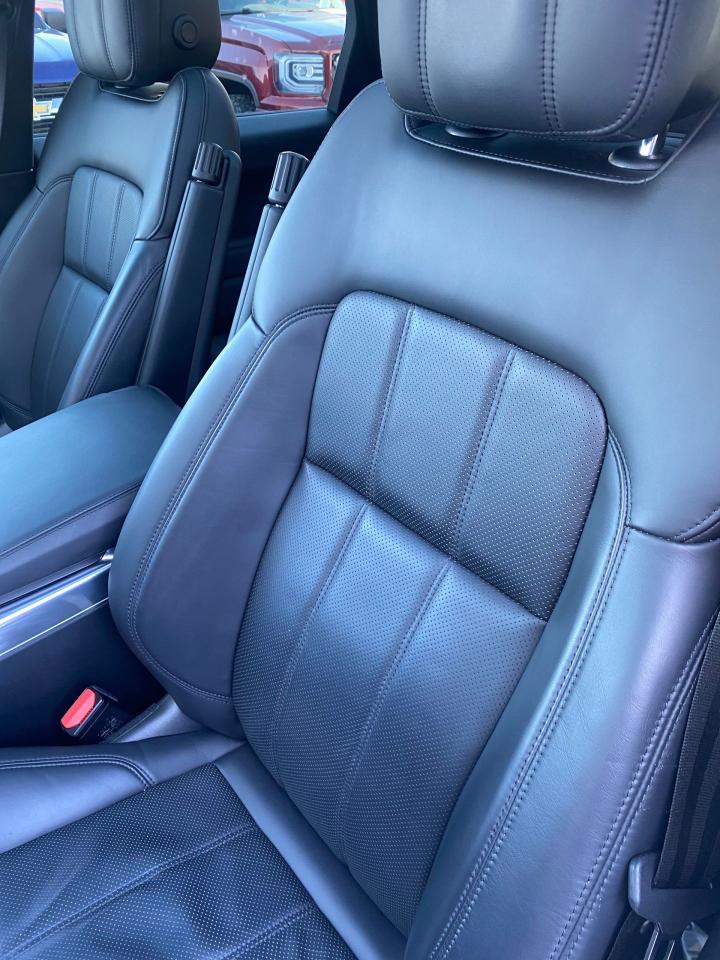 2019 Land Rover Range Rover Sport HSE DIESEL Photo