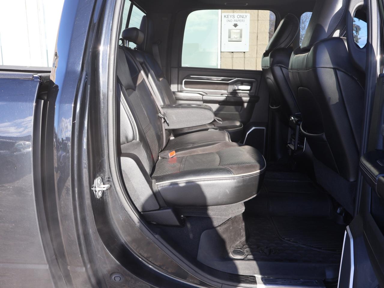 2021 RAM 2500 LARAMIE 4WD DIESEL CERTIFIED *DODGE MAINTAIN* CAMERA NAV BLUETOOTH LEATHER HEATED SEATS SUNROOF CRUISE ALLOYS Photo