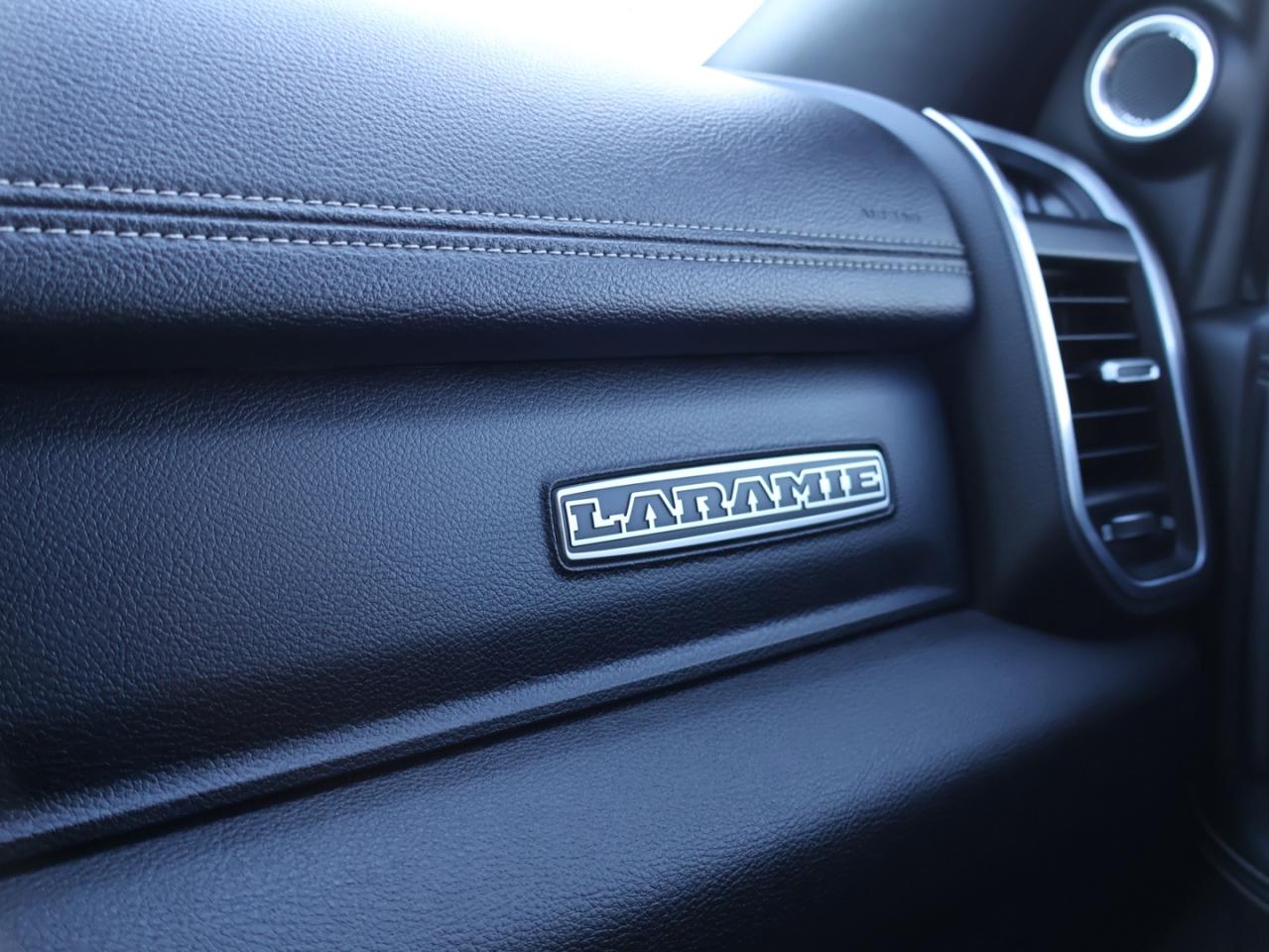 2021 RAM 2500 LARAMIE 4WD DIESEL CERTIFIED *DODGE MAINTAIN* CAMERA NAV BLUETOOTH LEATHER HEATED SEATS SUNROOF CRUISE ALLOYS Photo