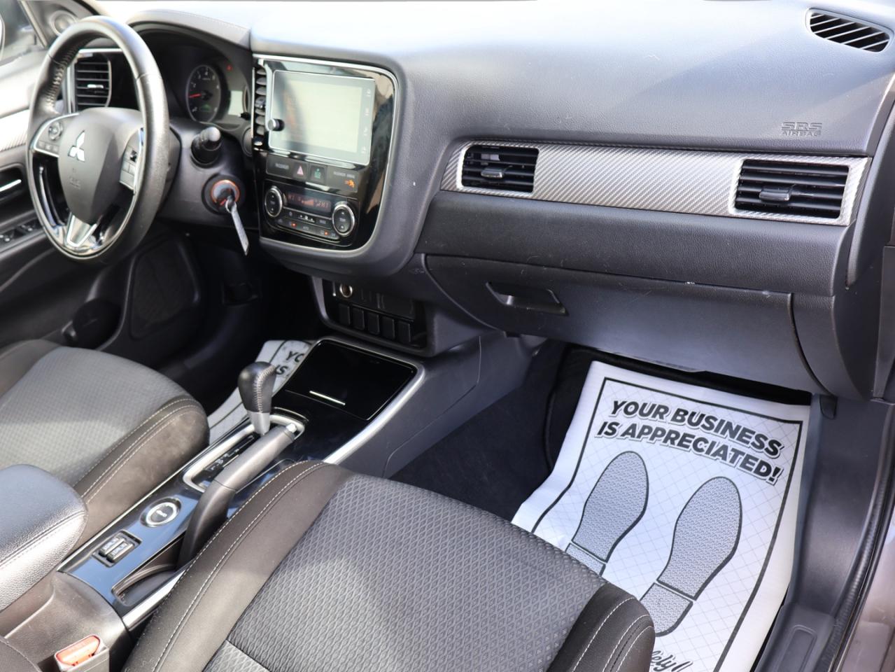 2018 Mitsubishi Outlander ES AWC CERTIFIED *ACCIDENT FREE* CAMERA BLUETOOTH HEATED SEATS CRUISE ALLOYS Photo