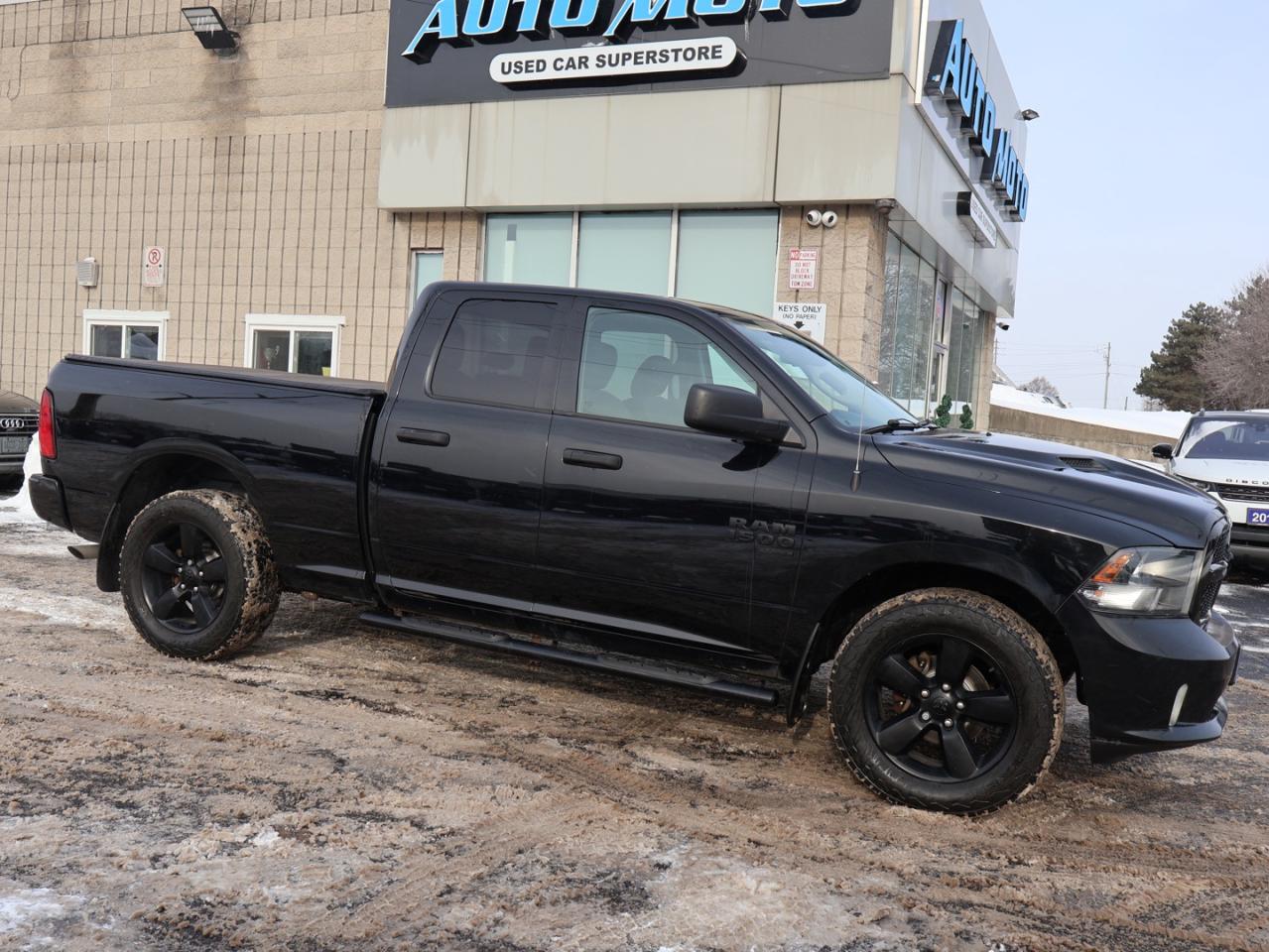 2021 RAM 1500 Classic EXPRESS 4WD CERTIFIED *ACCIDENT FREE* CAMERA BLUETOOTH CRUISE ALLOYS Photo