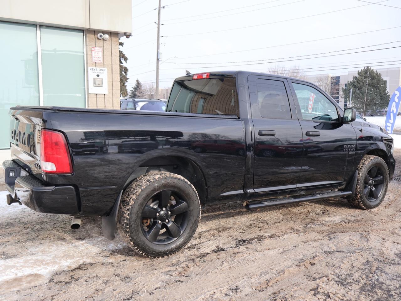 2021 RAM 1500 Classic EXPRESS 4WD CERTIFIED *ACCIDENT FREE* CAMERA BLUETOOTH CRUISE ALLOYS Photo