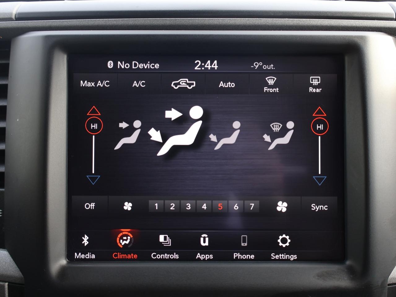 2021 RAM 1500 Classic EXPRESS 4WD CERTIFIED *ACCIDENT FREE* CAMERA BLUETOOTH CRUISE ALLOYS Photo