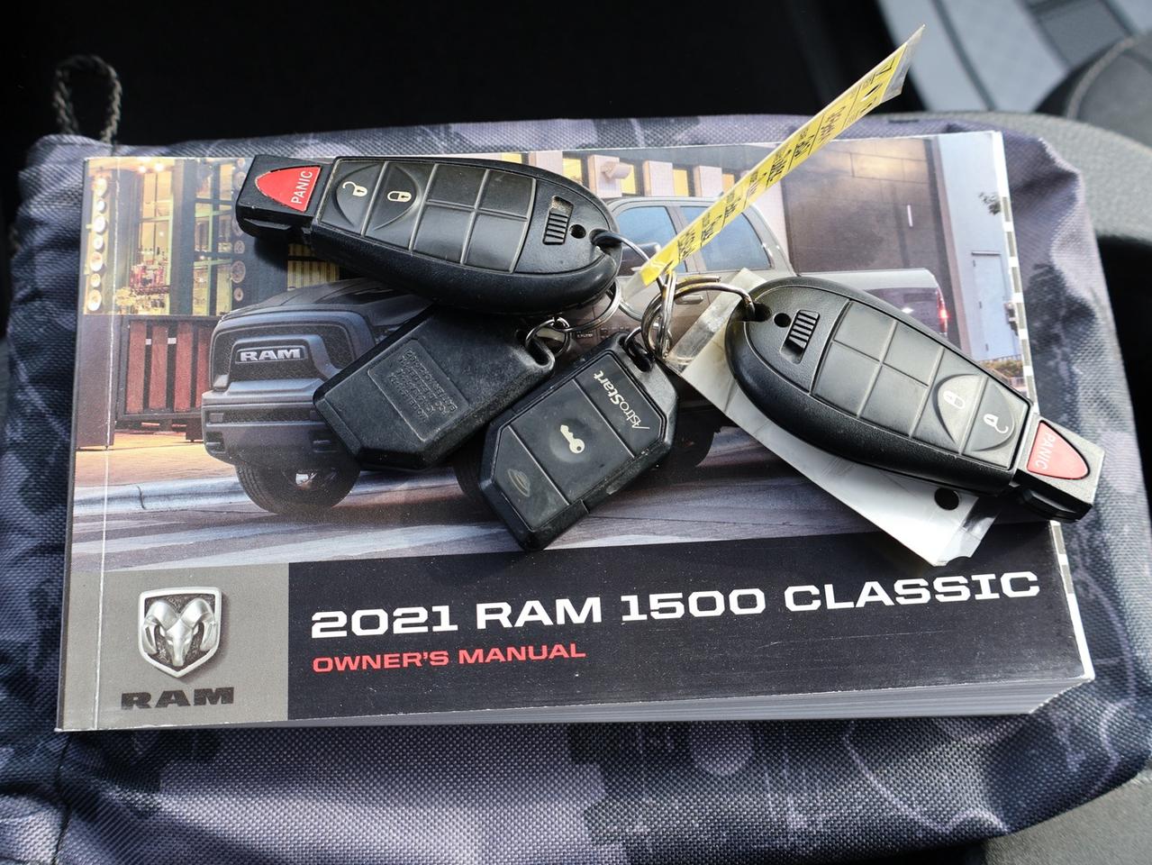 2021 RAM 1500 Classic EXPRESS 4WD CERTIFIED *ACCIDENT FREE* CAMERA BLUETOOTH CRUISE ALLOYS Photo