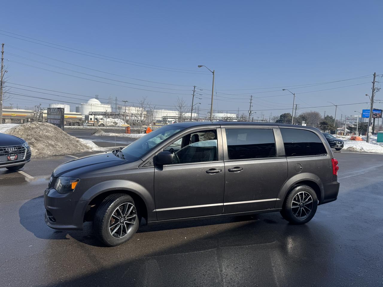 2019 Dodge Grand Caravan GT LEATHER STOW&GO P/DOORS & TAILGATE CAMERA Photo3