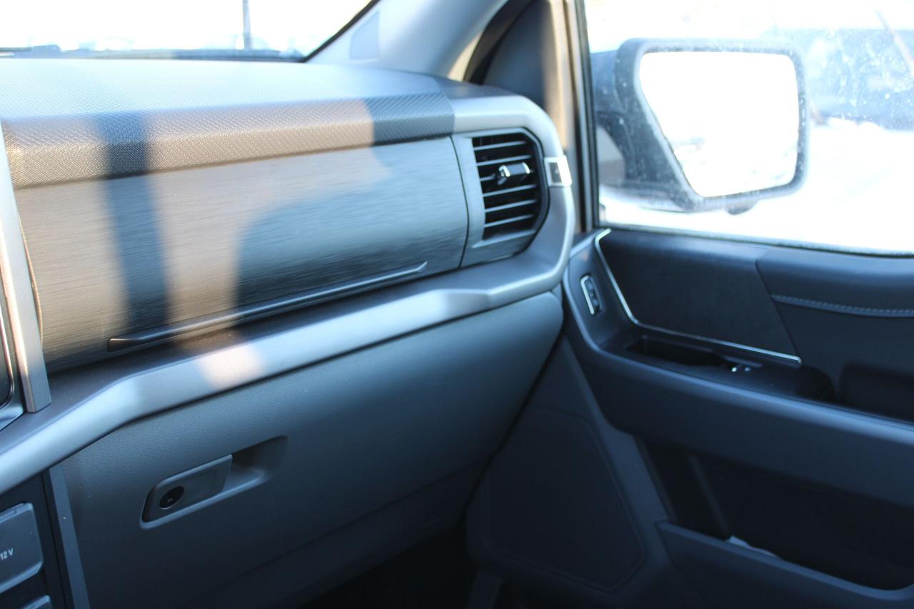 2025 Ford F-150 XLT 4WD SuperCrew 6.5' Box Photo