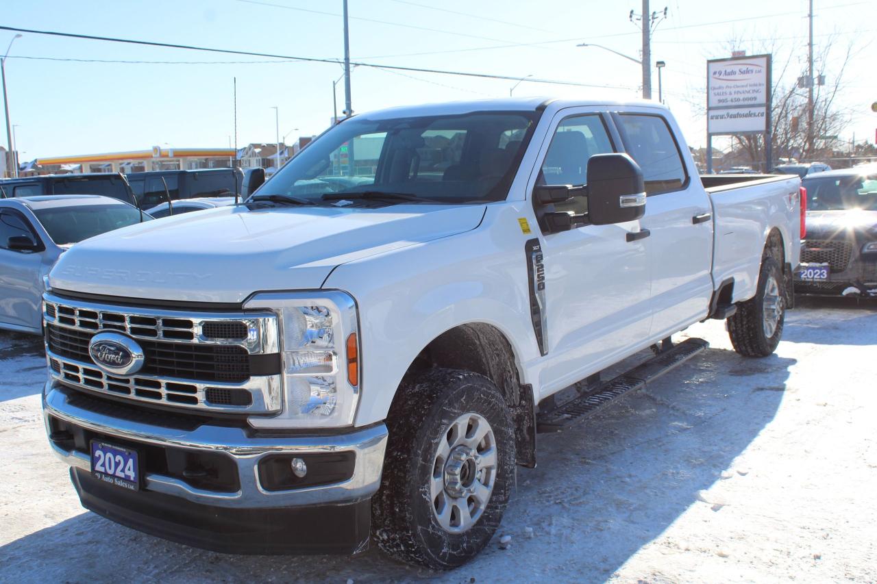 2024 Ford SUPER DUTY F-250 SRW XLT 4WD Crew Cab 8' Box Photo2