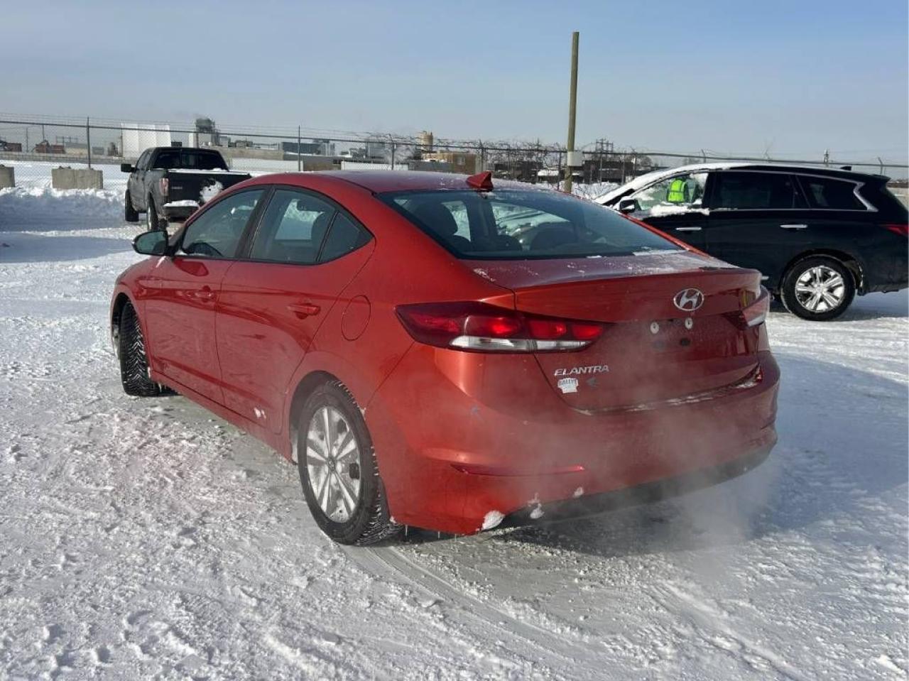 2018 Hyundai Elantra GL - ONLY 72K! AUTO, HEATED SEATS, BACK-UP CAMERA! Photo3