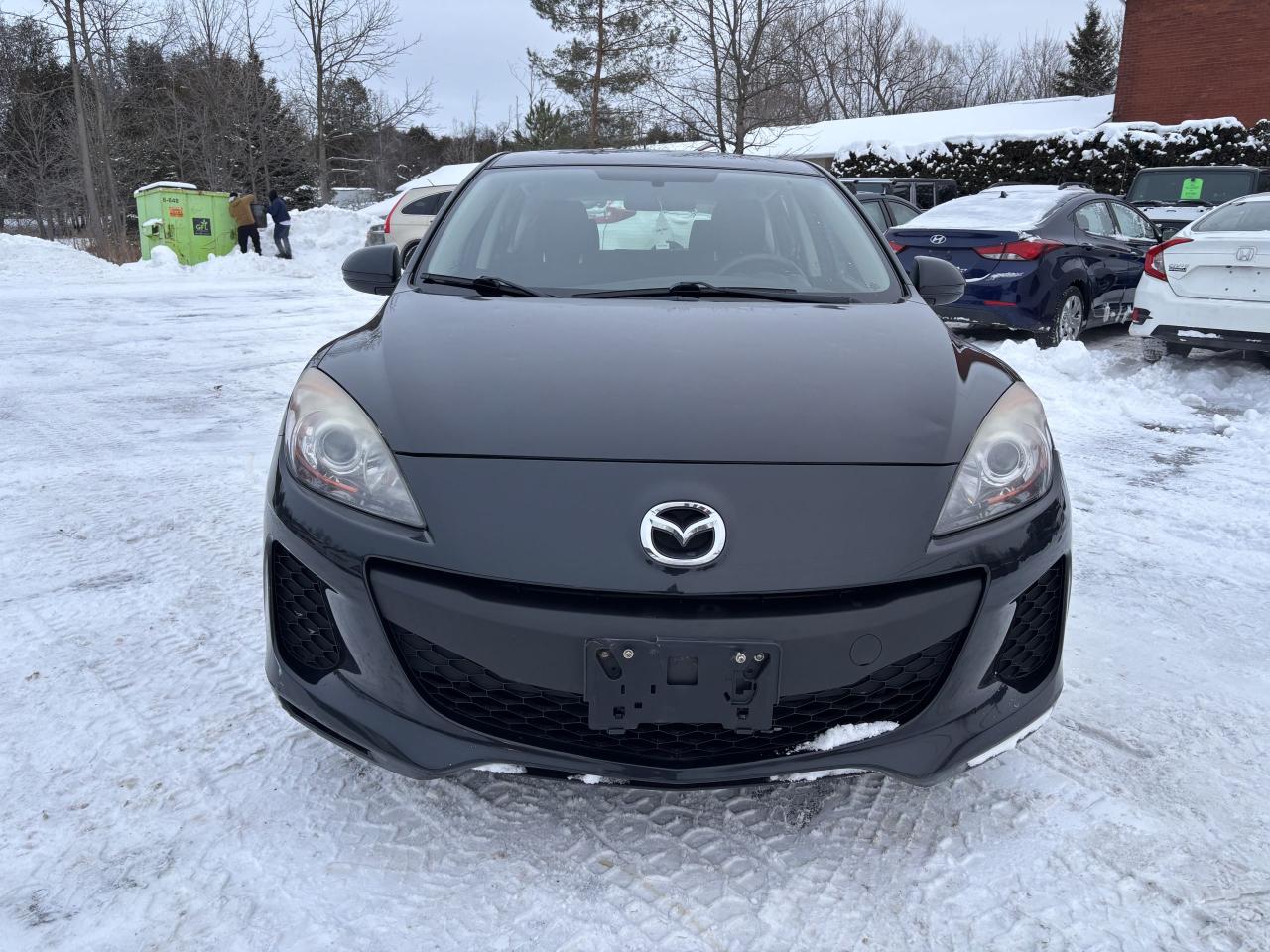 2013 Mazda MAZDA3 GX Photo