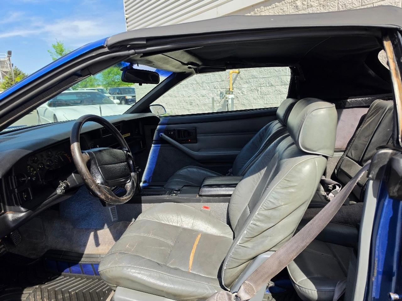 1991 Chevrolet Camaro Z28 CONVERTIBLE Photo