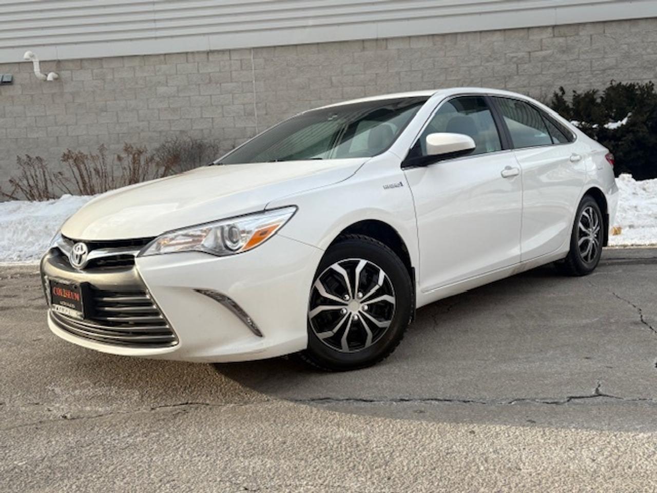 2016 Toyota Camry HYBRID LE **HYBRID-ONLY 88,000KM-1 OWNER-WE FINANCE** Photo0