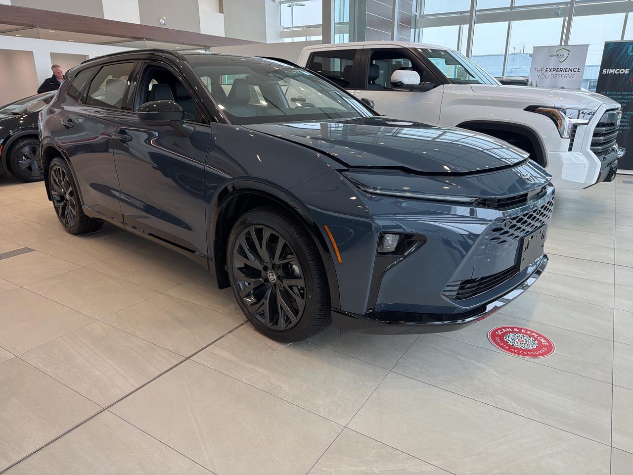 2026 Toyota Crown Signia Limited Photo2