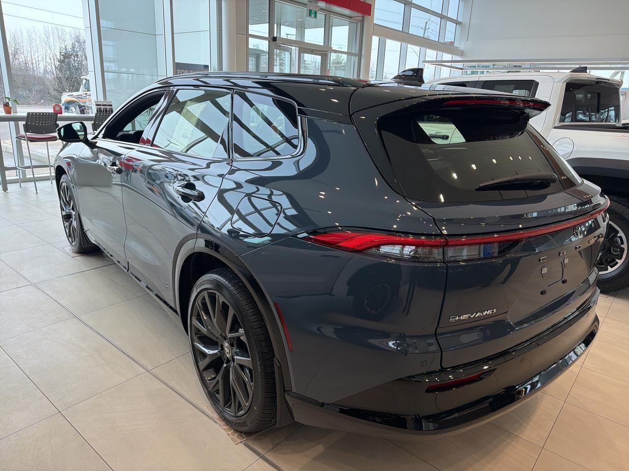 2026 Toyota Crown Signia Limited Photo