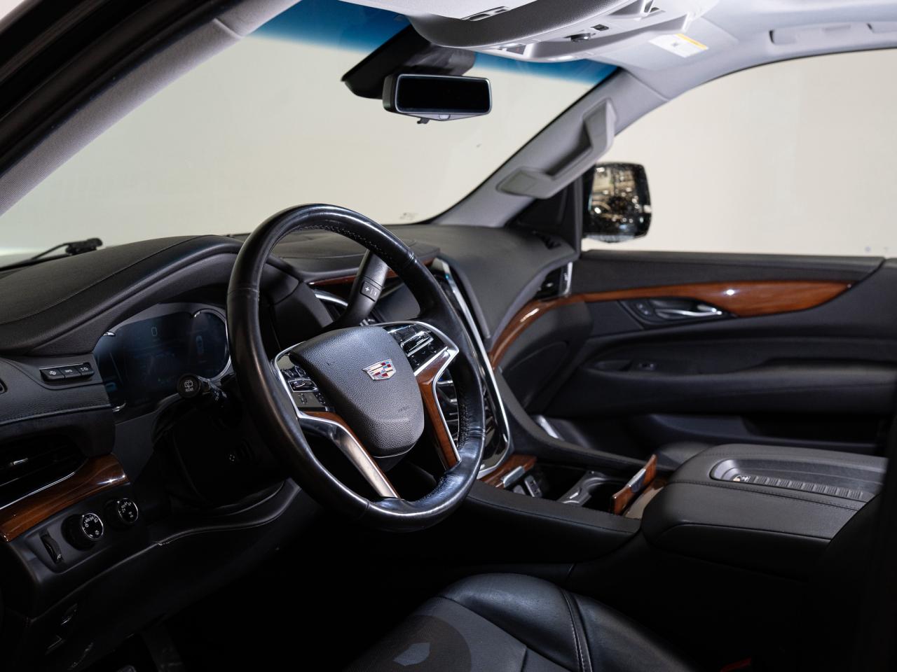 2019 Cadillac Escalade ESV PREMIUM LUXURY | 7 PASS | DVD | 22 IN Photo