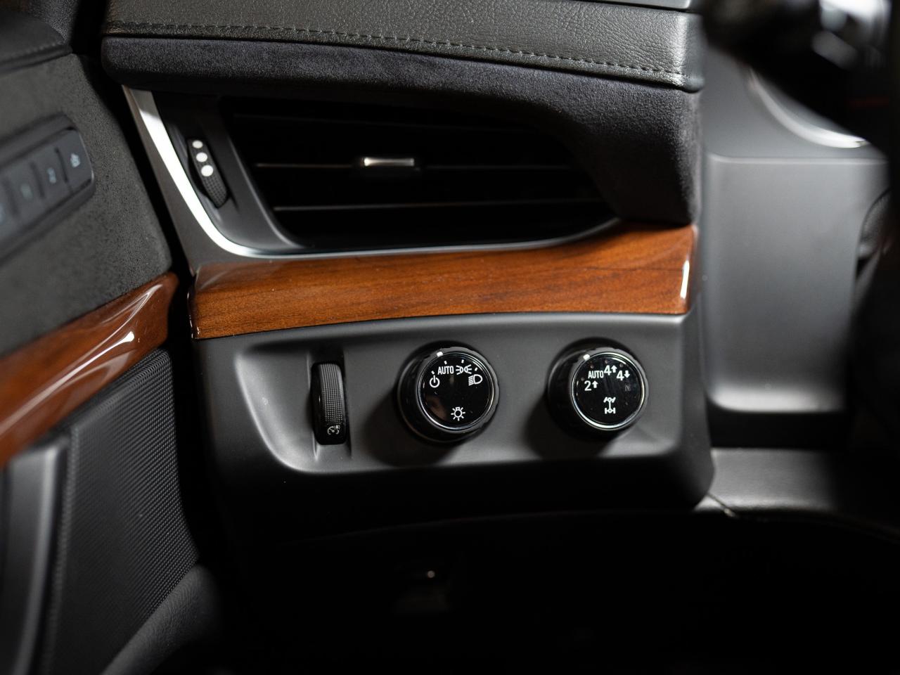 2019 Cadillac Escalade ESV PREMIUM LUXURY | 7 PASS | DVD | 22 IN Photo