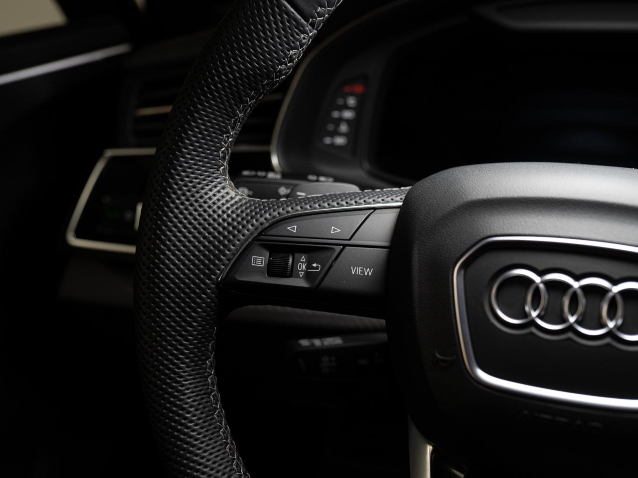 2025 Audi SQ7 BLACK OPTICS | 7 PASS | HUD | PANO | 22 IN Photo