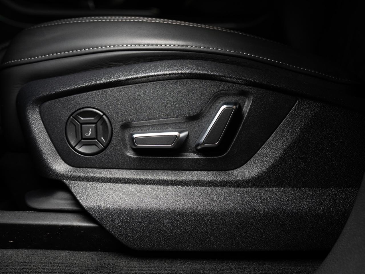 2025 Audi SQ7 BLACK OPTICS | 7 PASS | HUD | PANO | 22 IN Photo