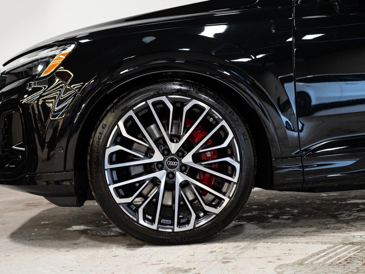 2025 Audi SQ7 BLACK OPTICS | 7 PASS | HUD | PANO | 22 IN Photo