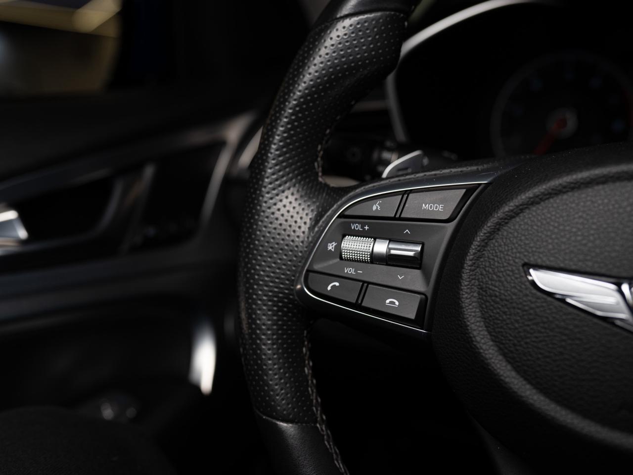 2020 Genesis G70 2.0T | ELITE | AWD | SUNROOF | LEXICON SOUND Photo