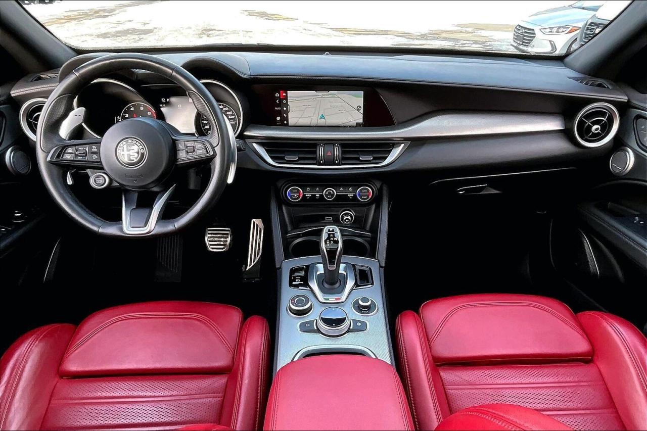 2022 Alfa Romeo Stelvio Veloce | Premium Leather | Harman Kardon | AWD Photo