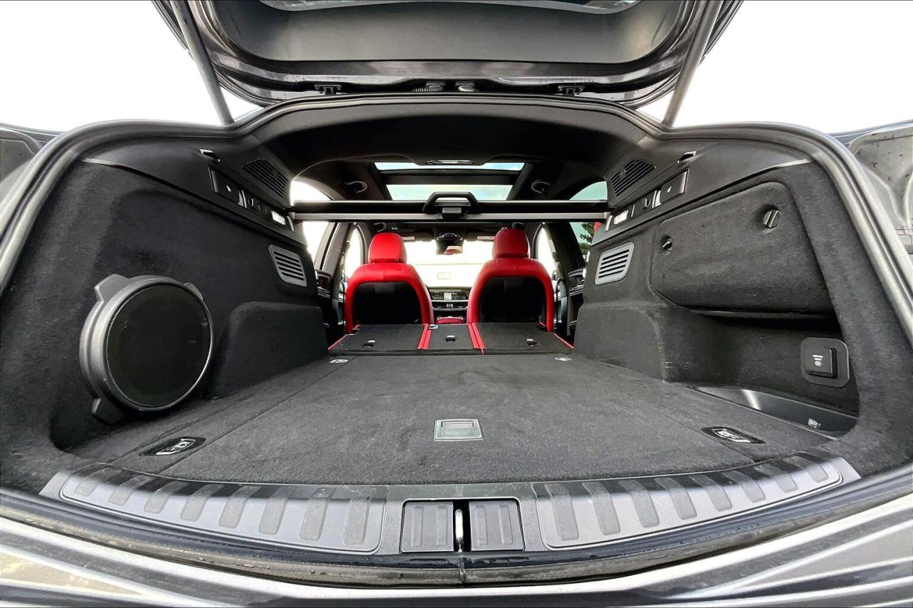 2022 Alfa Romeo Stelvio Veloce | Premium Leather | Harman Kardon | AWD Photo