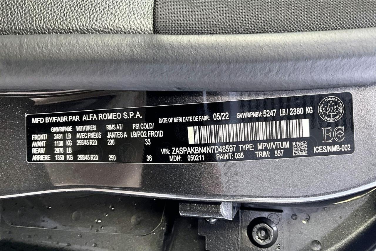 2022 Alfa Romeo Stelvio Veloce | Premium Leather | Harman Kardon | AWD Photo