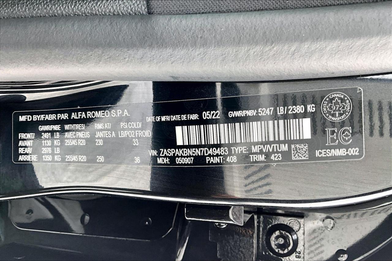 2022 Alfa Romeo Stelvio Veloce | Premium Leather | Harman Kardon | AWD Photo