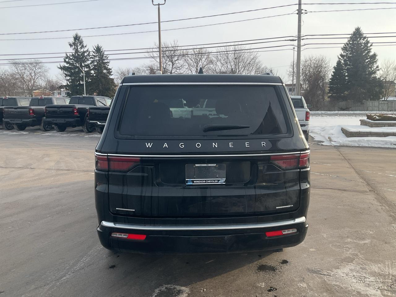 2023 Jeep Wagoneer 7 PASSENGER / FULL SIZE / LUXURY / 4x4 / LEATHER Photo