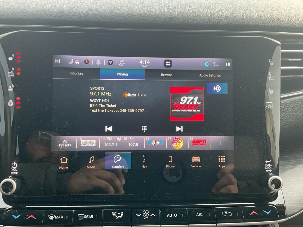 2023 Jeep Wagoneer 7 PASSENGER / FULL SIZE / LUXURY / 4x4 / LEATHER Photo