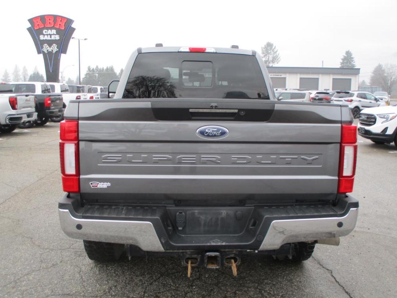 2022 Ford F-350 SD Lariat Crew CAB 4X4 Photo