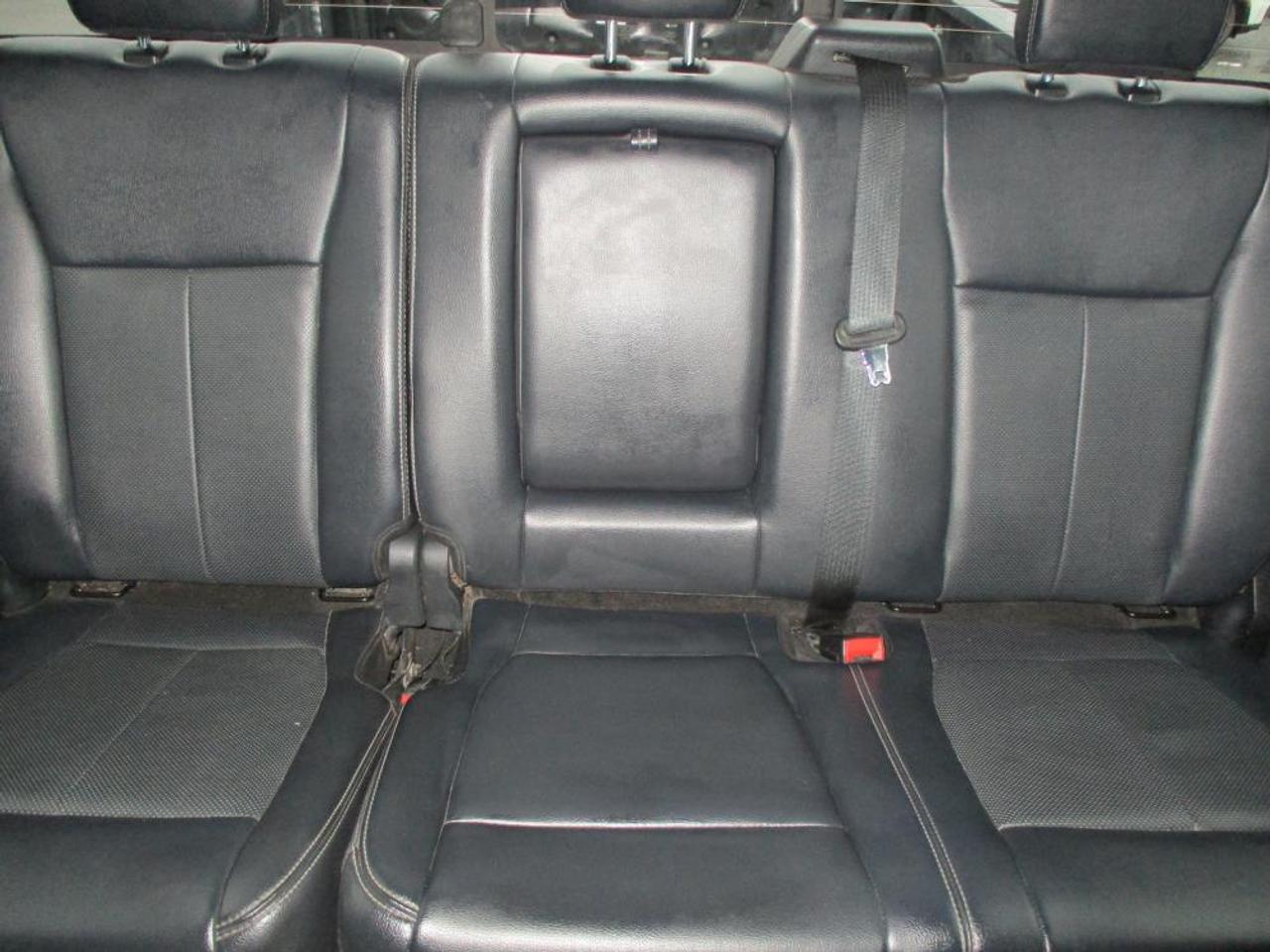 2022 Ford F-350 Lariat Crew Cab 4x4 Photo