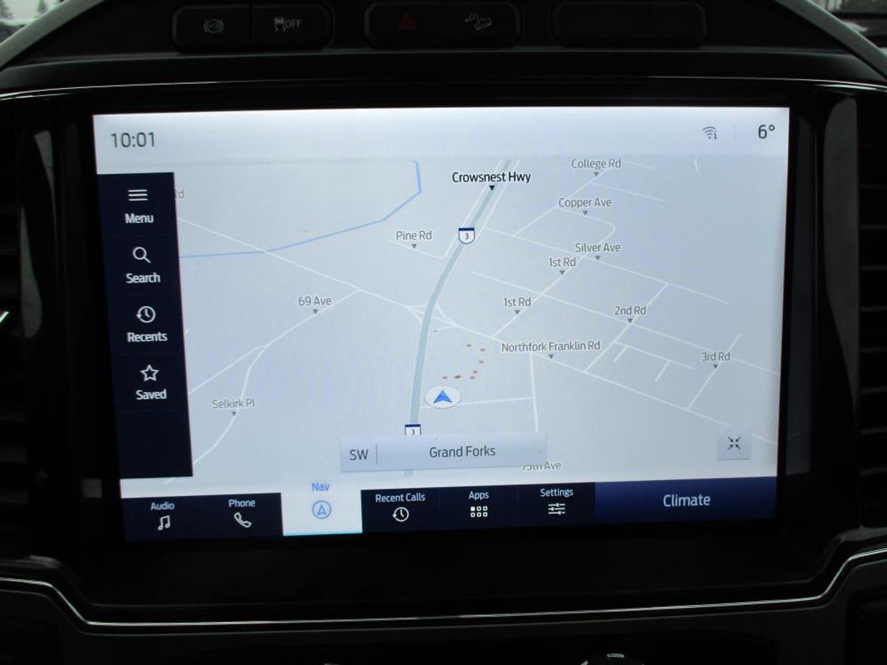 2022 Ford F-350 Lariat Crew Cab 4x4 Photo