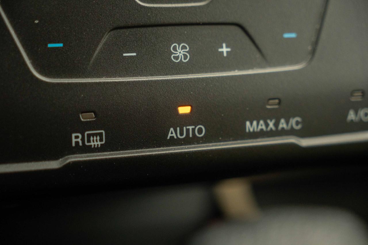 2014 Ford Fusion SE Photo