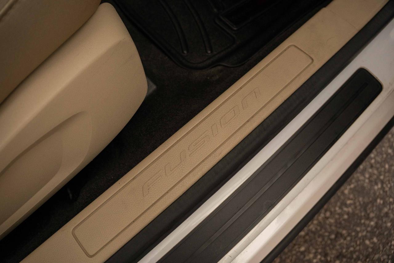 2014 Ford Fusion SE Photo