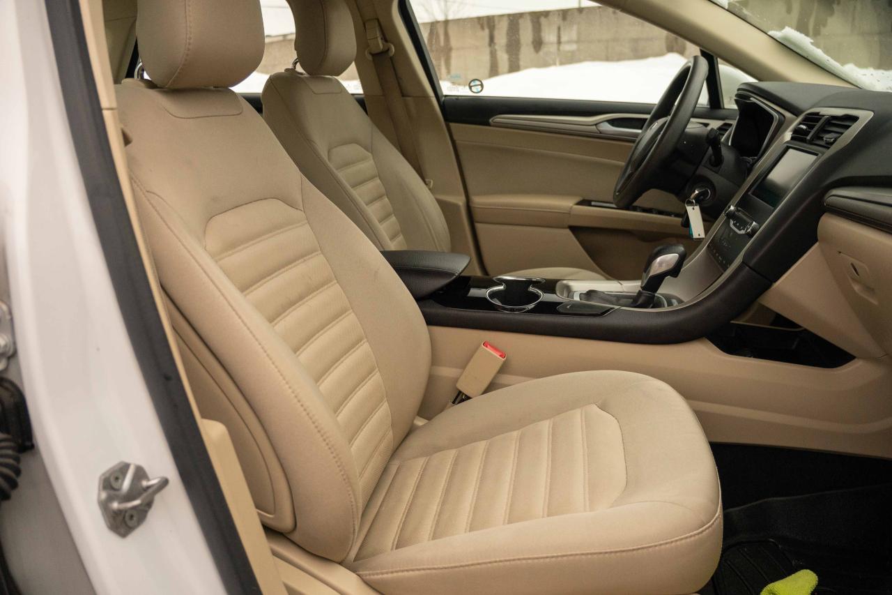 2014 Ford Fusion SE Photo