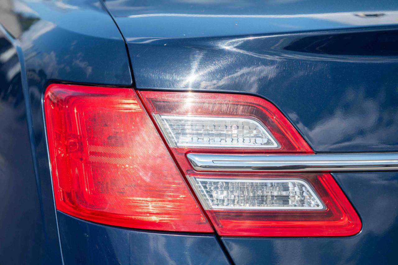 2015 Ford Taurus AWD POLICE INTERCEPTOR SEDAN Photo