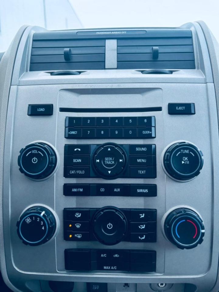 2012 Ford Escape XLT 4dr 4x4 Automatic Photo