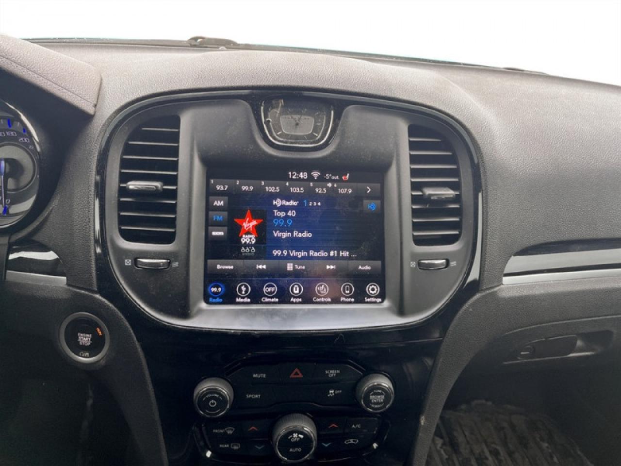 2018 Chrysler 300 S Photo