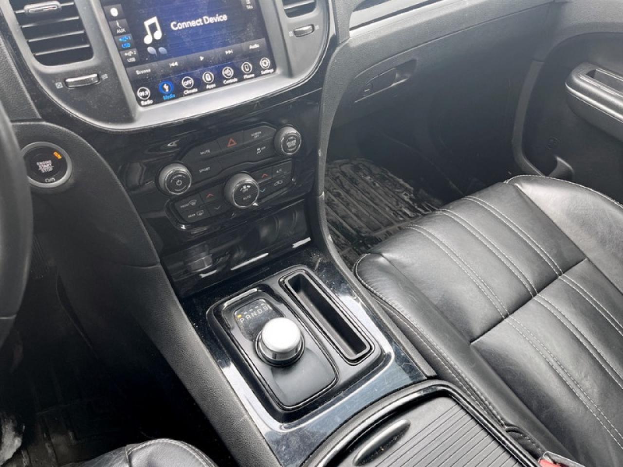 2018 Chrysler 300 S Photo