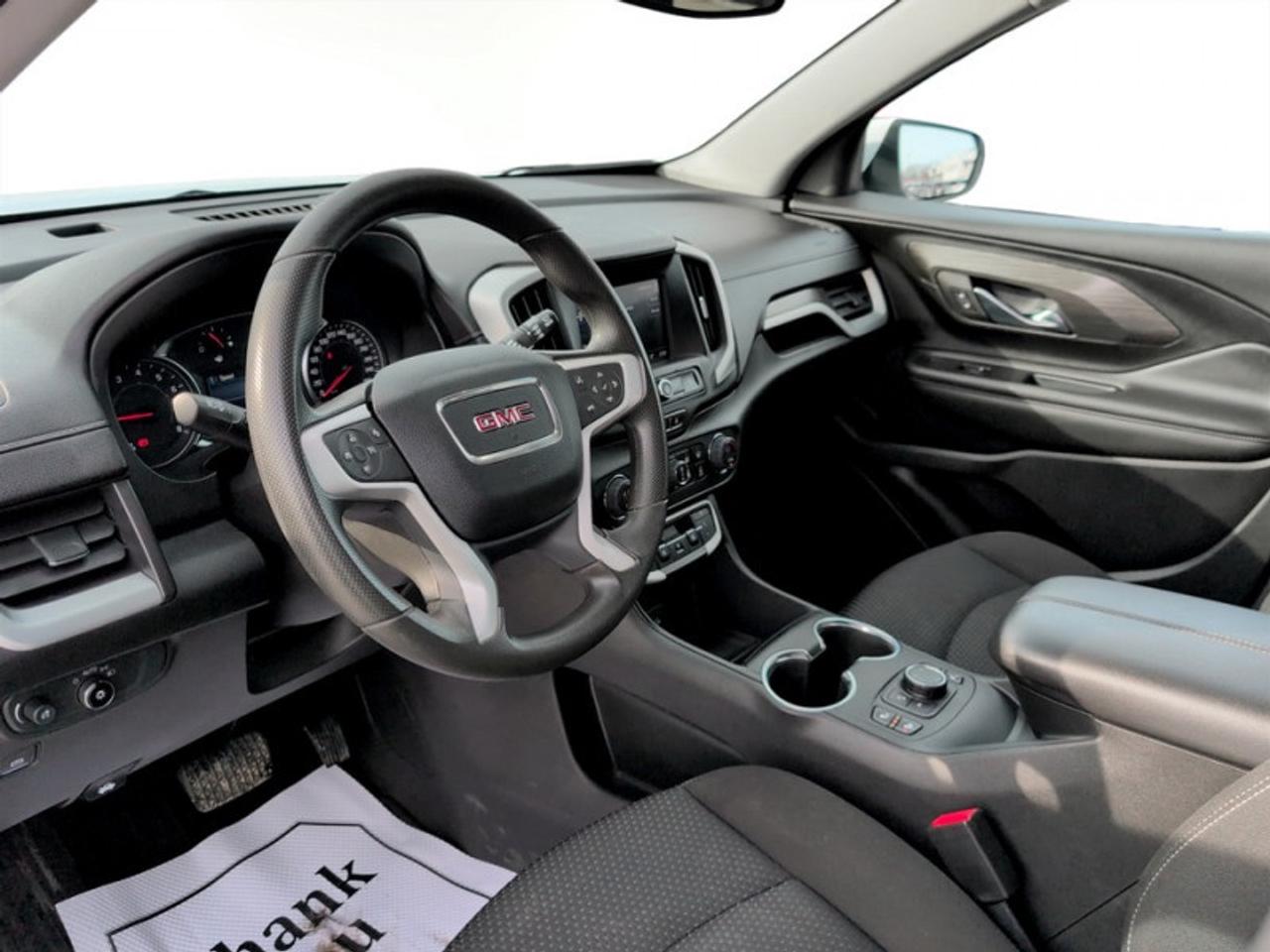 2023 GMC Terrain SLE  **20 SERVICE RECORDS - CLEAN CARFAX** Photo