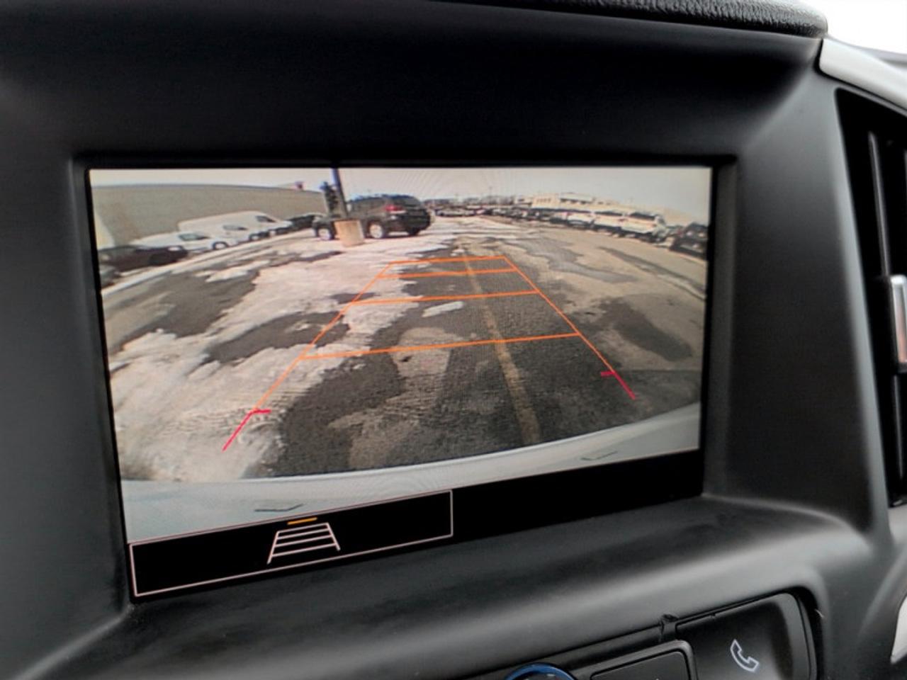 2023 GMC Terrain SLE  **20 SERVICE RECORDS - CLEAN CARFAX** Photo