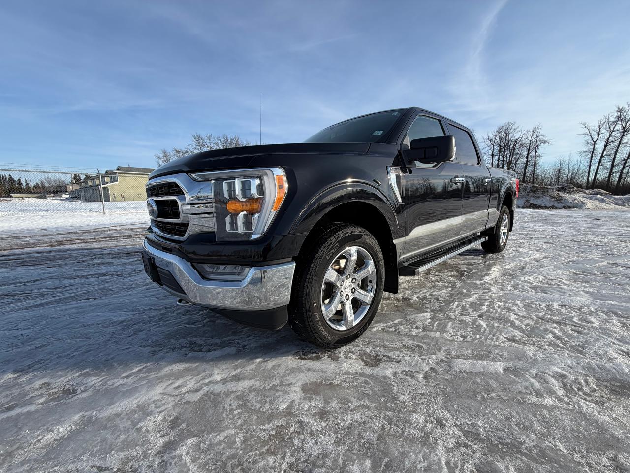 2021 Ford F-150 XLT Photo0