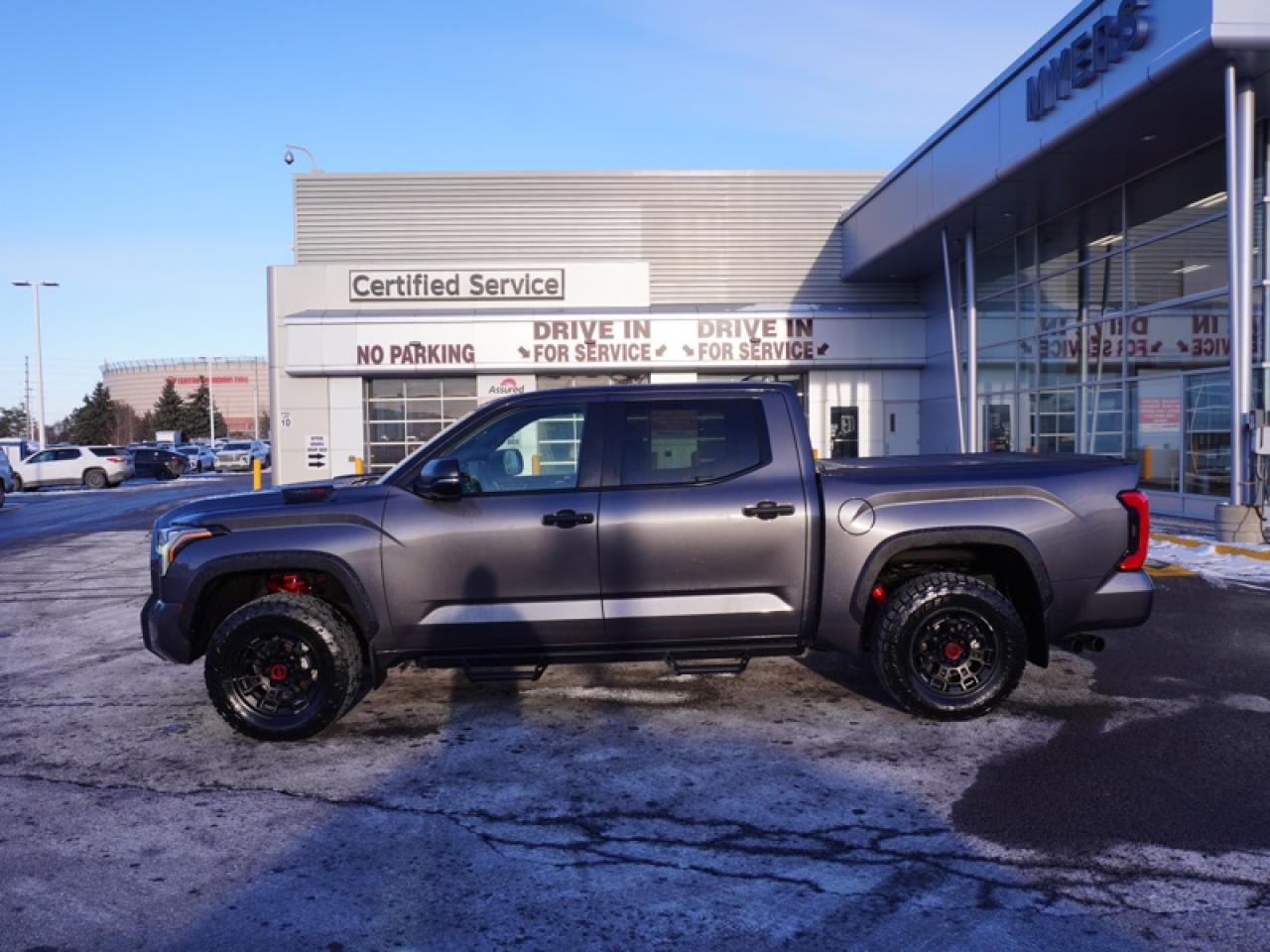 2025 Toyota Tundra Hybrid Limited  - Hybrid -  Cooled Seats Photo
